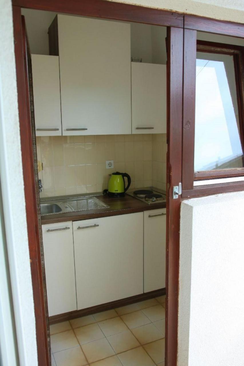 Apartments Zdravko - 150 M From Sandy Beach Дуче Екстер'єр фото